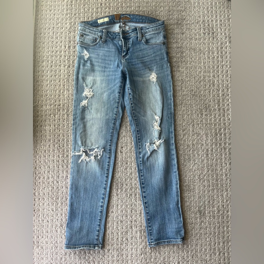 Kut from the Kloth Light Blue Distressed Skinny Jeans